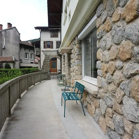 Holiday home La Marionnade - Maison De Village, Sauna, Balneotherapie, Borne Ve