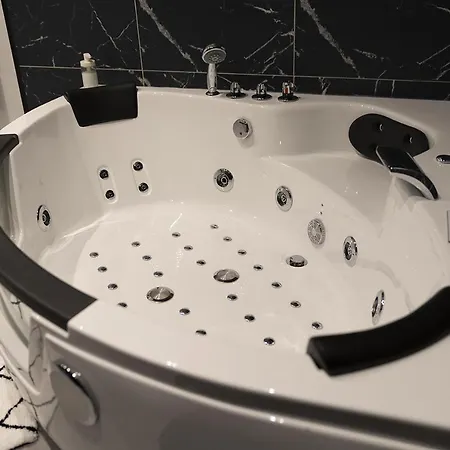 La Marionnade - Maison De Village, Sauna, Balneotherapie, Borne Ve Cerdon (Ain)