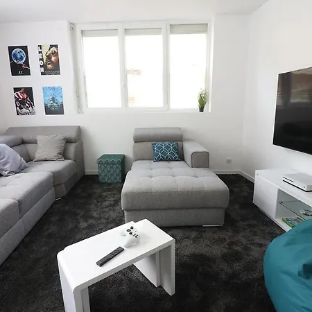 Ferienhaus La Marionnade - Maison De Village, Sauna, Balneotherapie, Borne Ve *