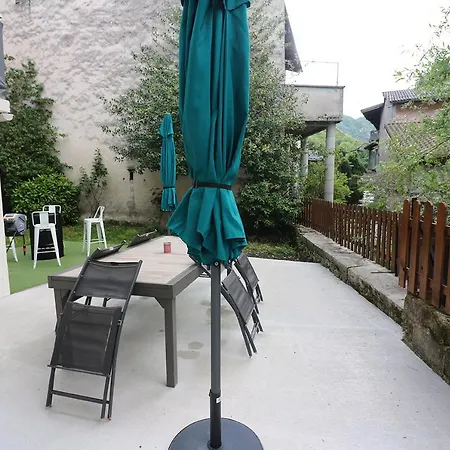 Ferienhaus La Marionnade - Maison De Village, Sauna, Balneotherapie, Borne Ve Cerdon (Ain)