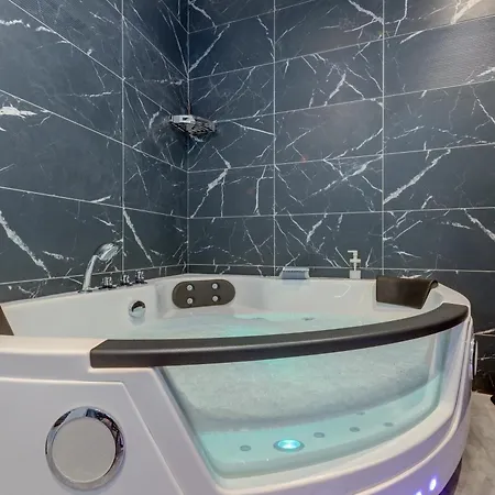 La Marionnade - Maison De Village, Sauna, Balneotherapie, Borne Ve *